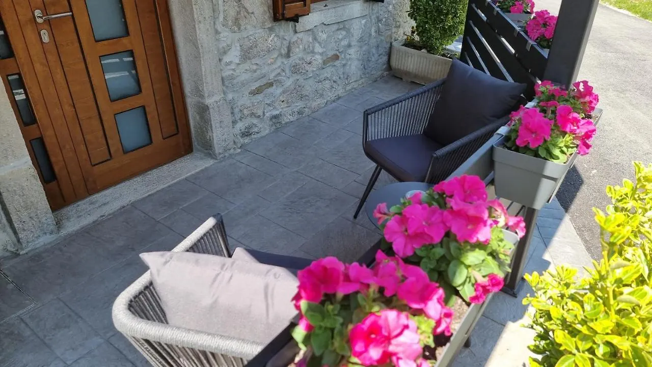 Villa Kos Lupoglav  Lupoglav (Istria)